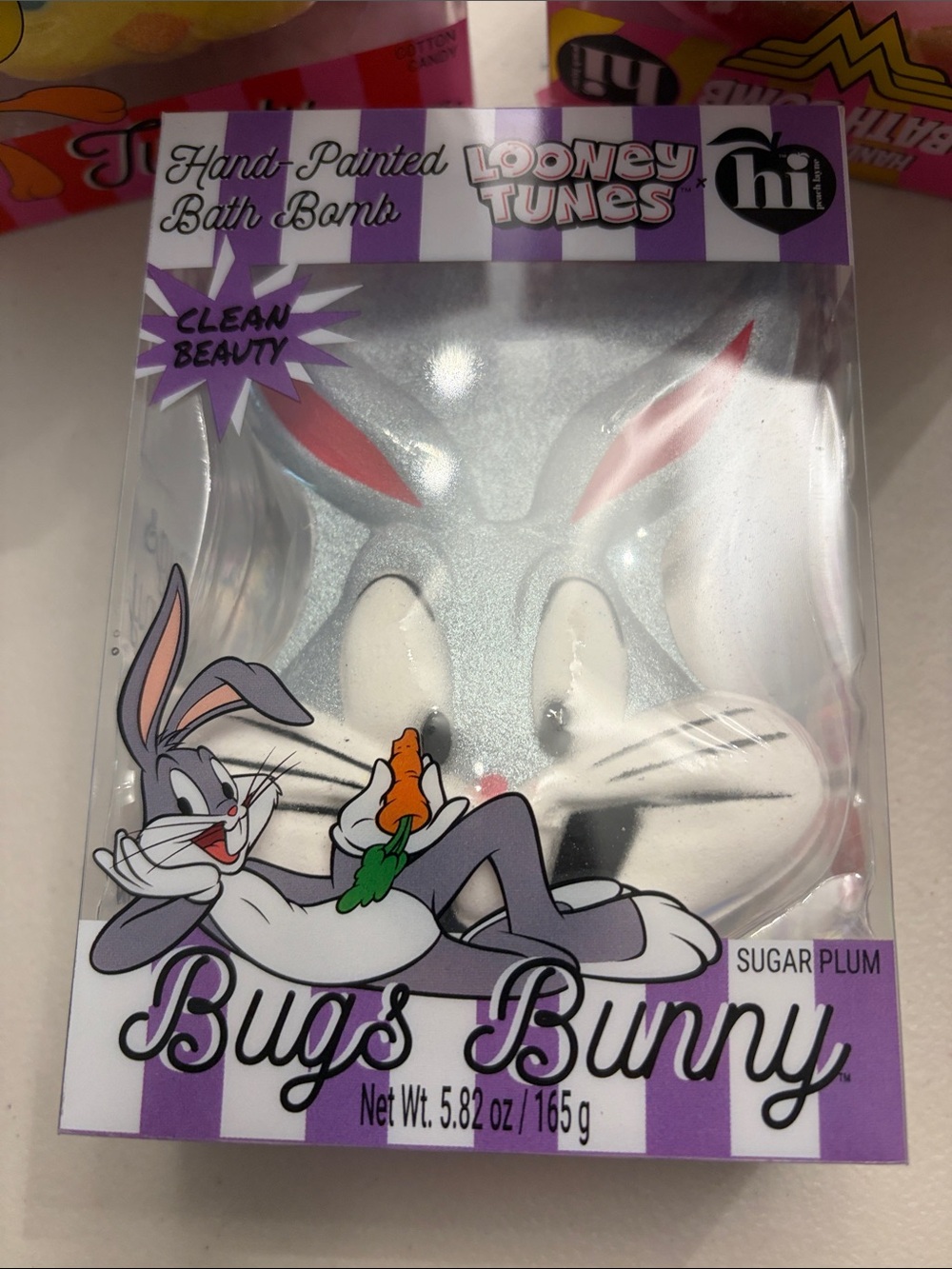 Looney Tunes Bugs Bunny Hand-Painted Bath Bomb - Silver & White